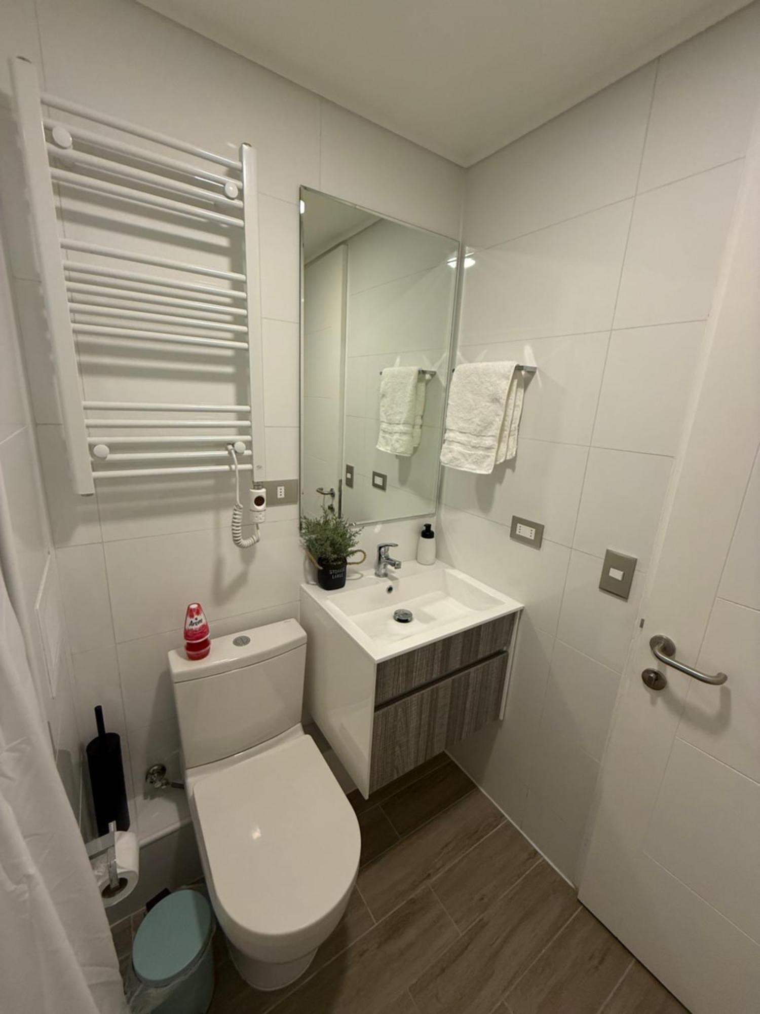 Depto Claudio 904 Apartamento *